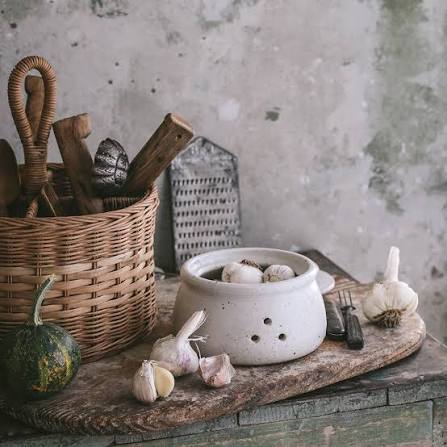 Garlic Keeper