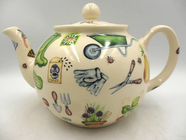 Six Cup Teapot