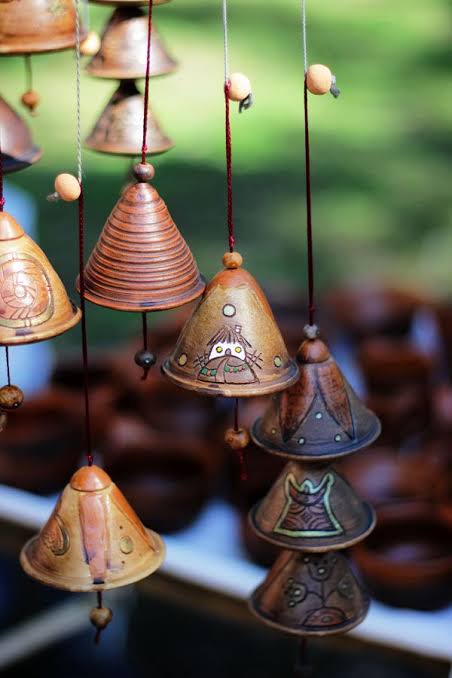 Hanging Clay Bell